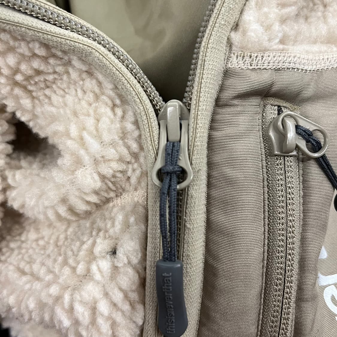 디네댓 베이지 카키 후리스  상품이미지8