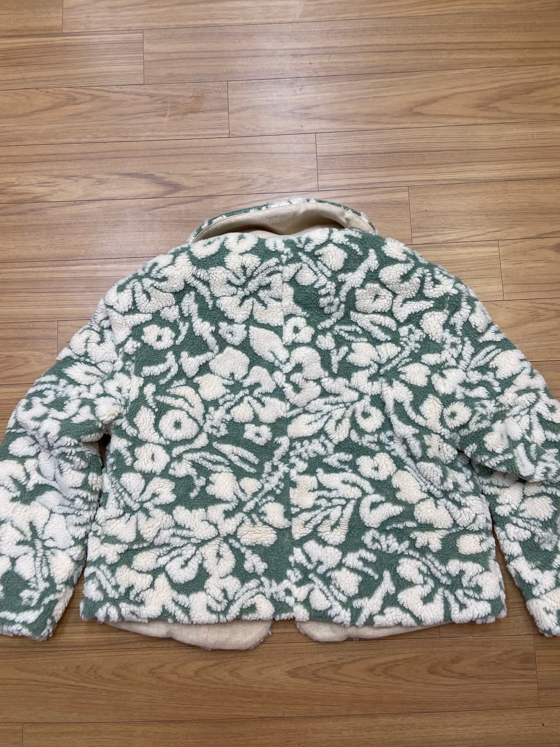 Thursday Island 플라워 뽀글이 자켓 S 상품이미지3