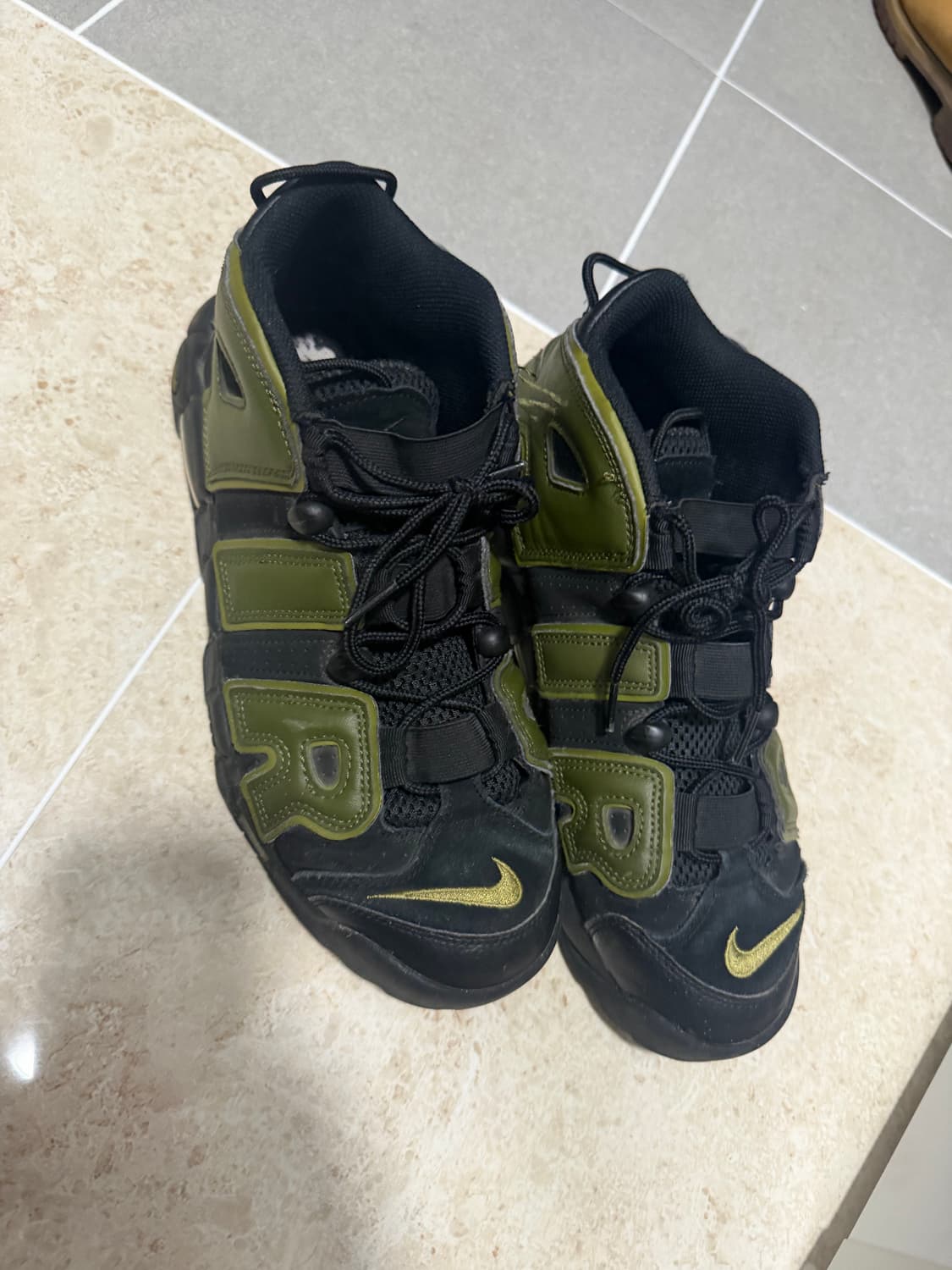 나이키 업템포 러프 그린 상품이미지1