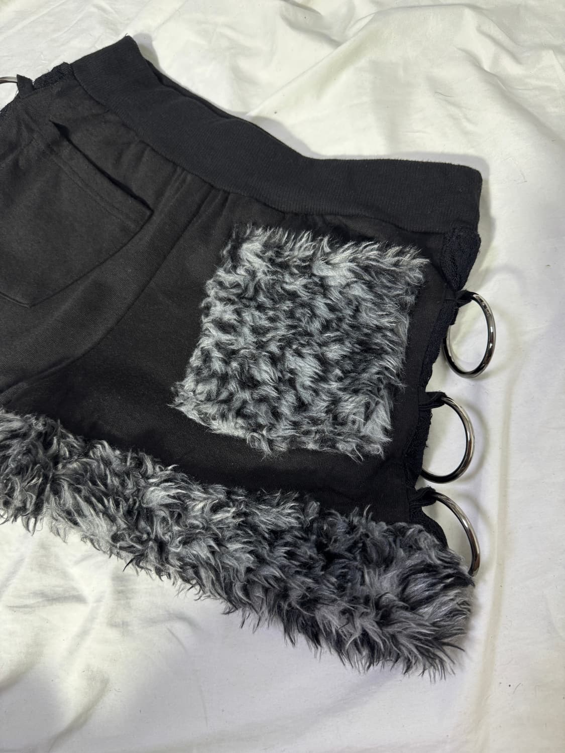 Dig deep 퍼 트리밍 레터링 쇼츠 y2k 갸루 펑크 상품이미지6