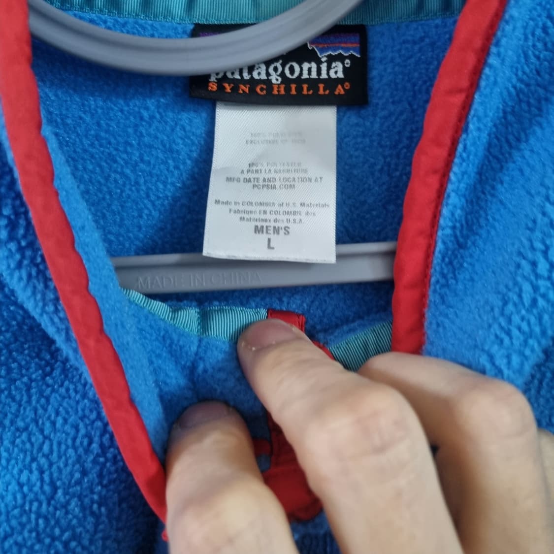 파타고니아 신칠라 블루 레드 L 상품이미지3