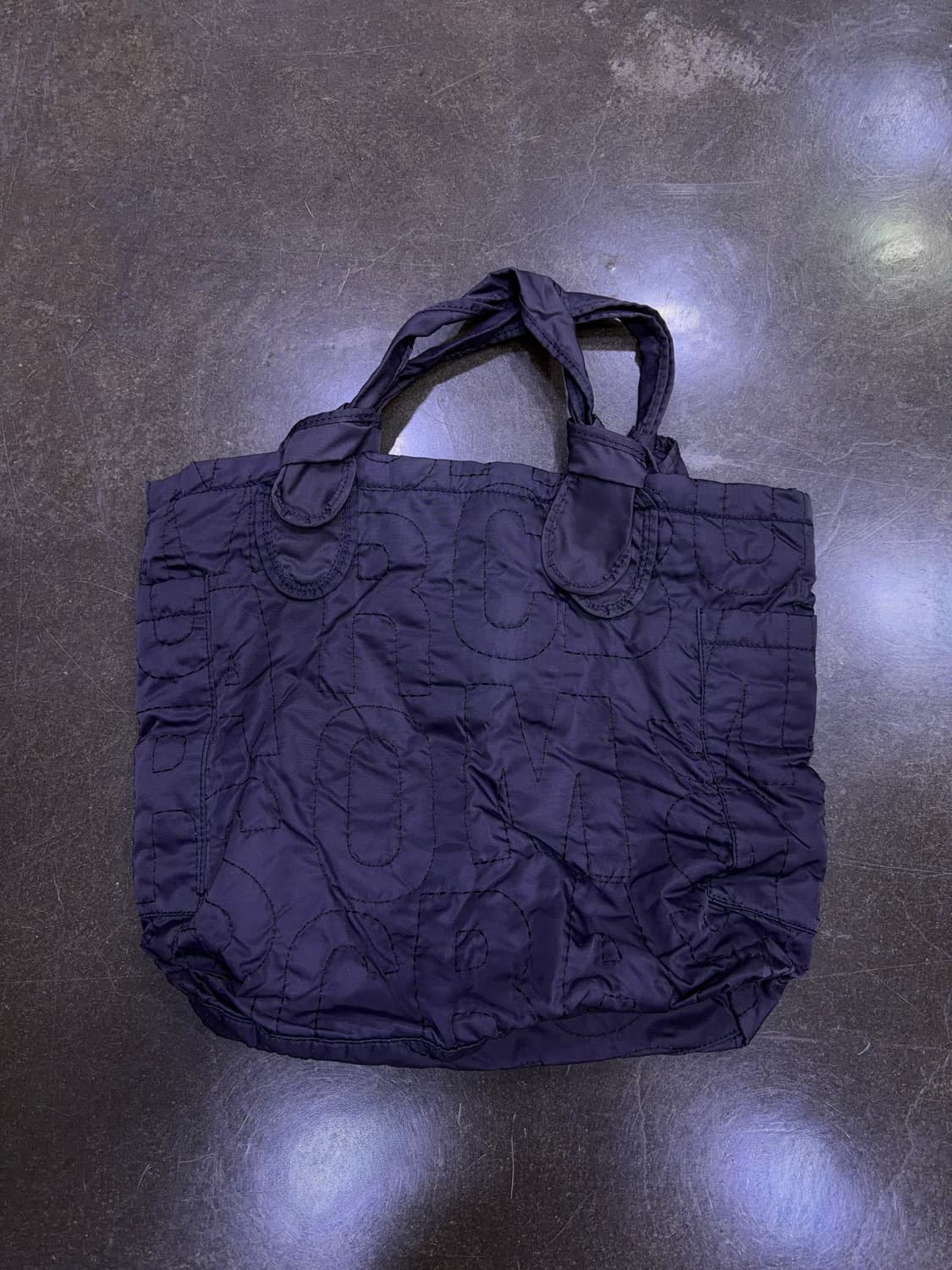 마크제이콥스 스탠다드 서플라이 라인 퀼티드 토트백 상품이미지2