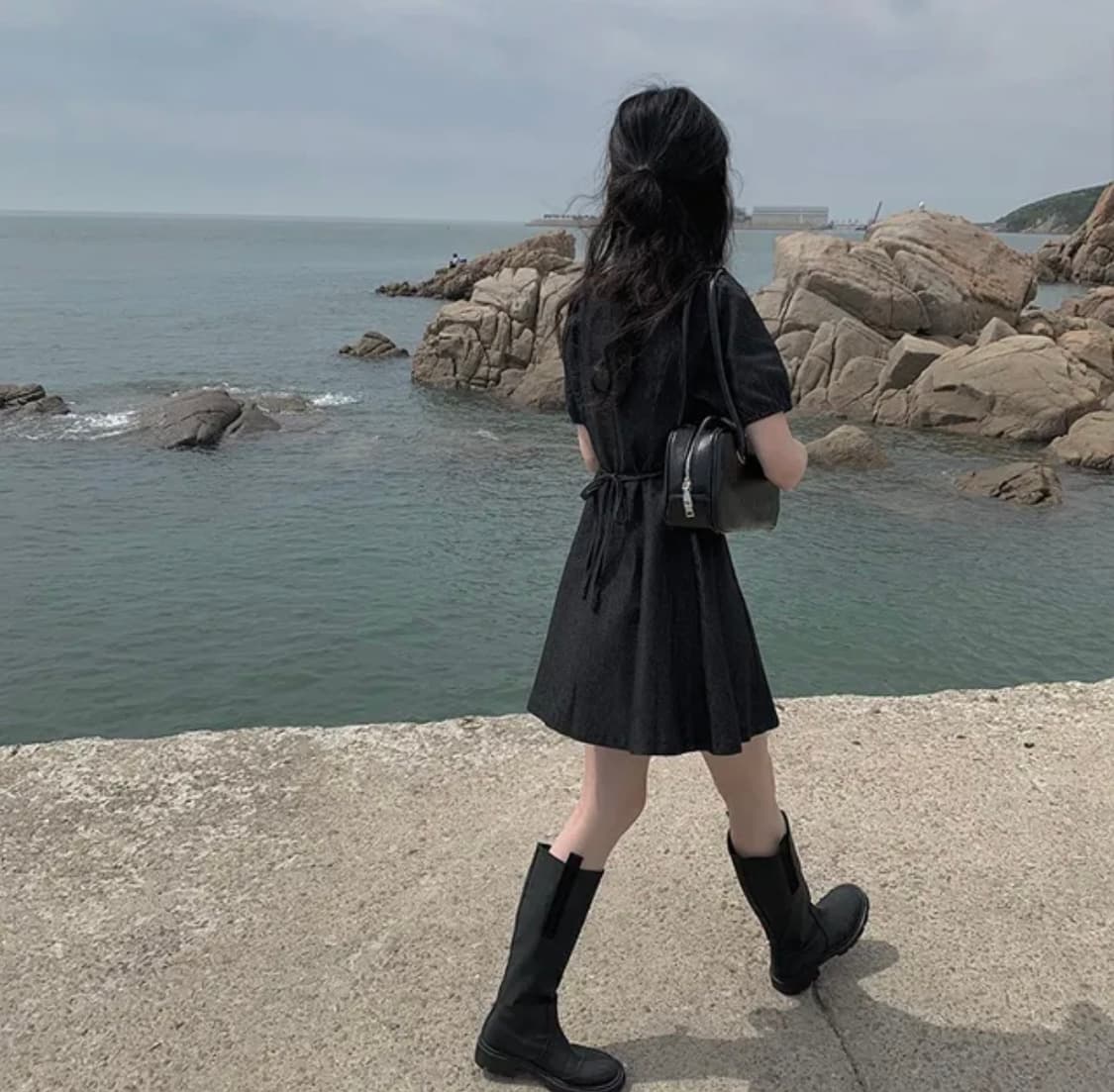 애니원모어 흑청 데님 원피스 상품이미지3