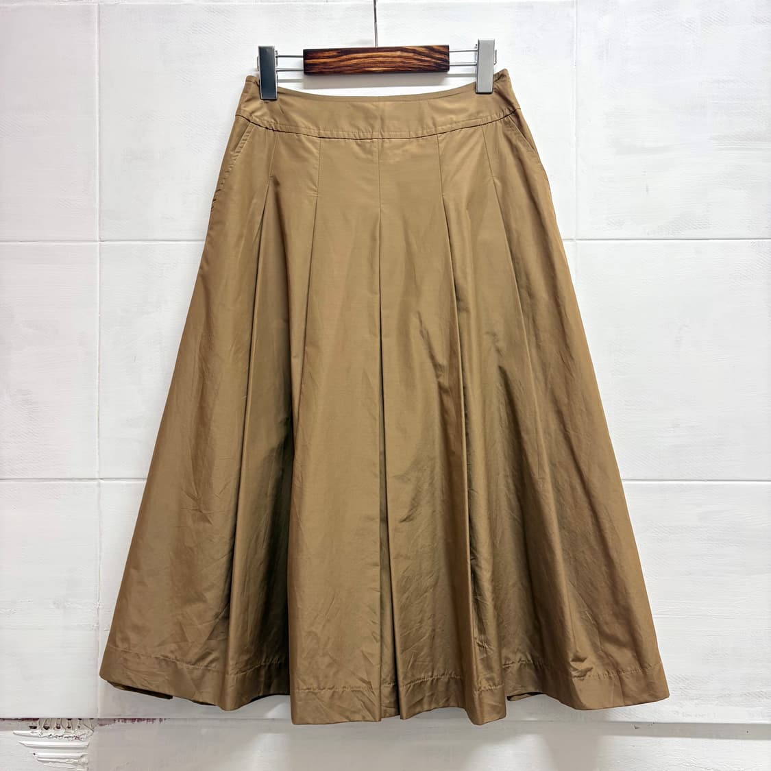 카멜 바스락 주름 플레어 미디 스커트 JPN 상품이미지1