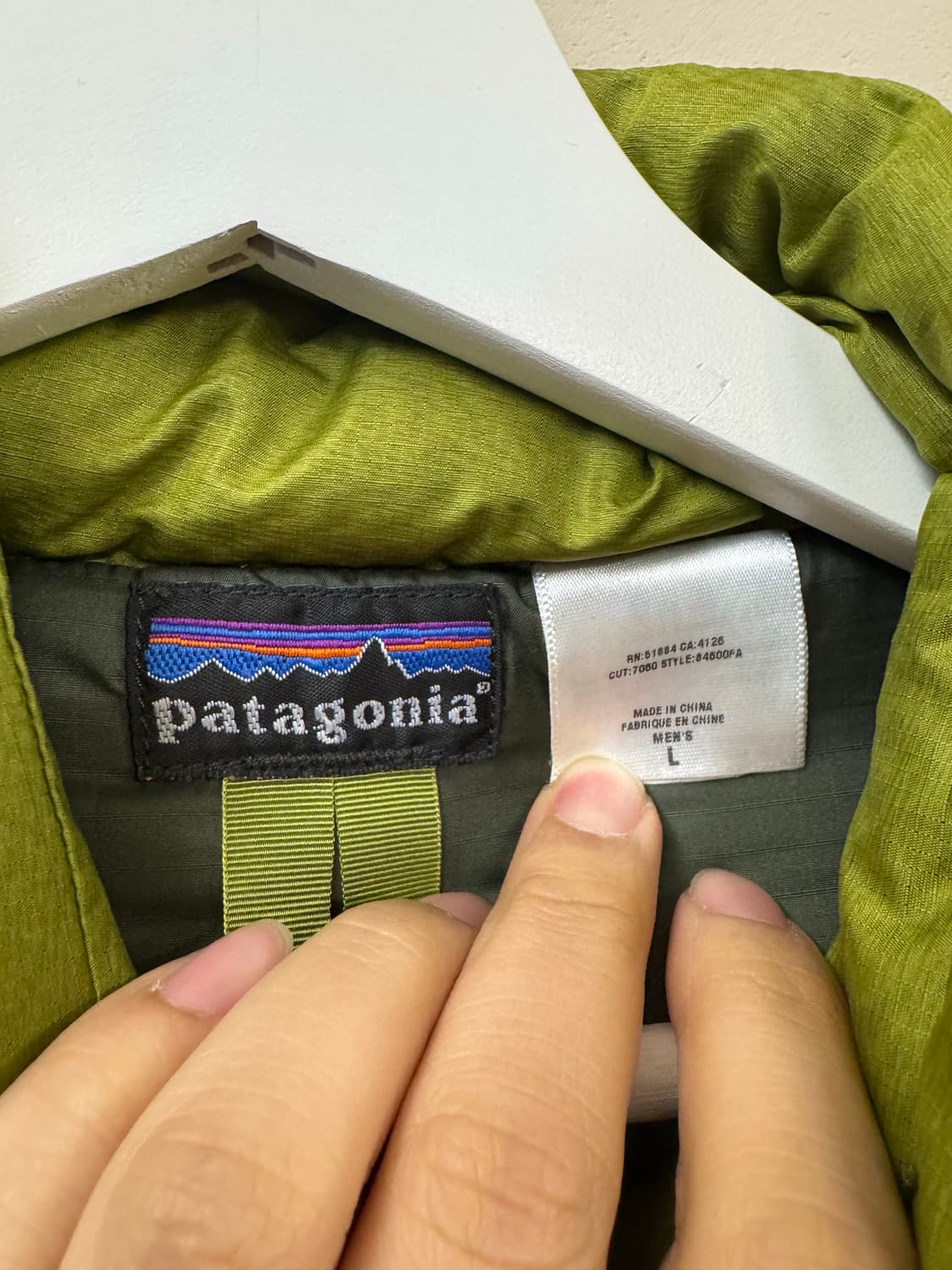 파타고니아 04‘s 패커블 다운 그린 L 상품이미지4
