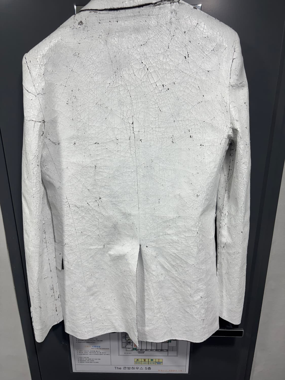 [IT46] mm6 margiela 화이트 페인티드 자켓 상품이미지4