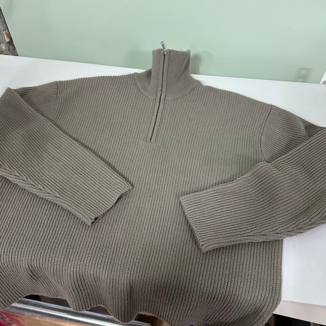 XL 무신사스탠다드 무탠다드 베이지그레이 캐시미어혼방 반집업니트 상품이미지5