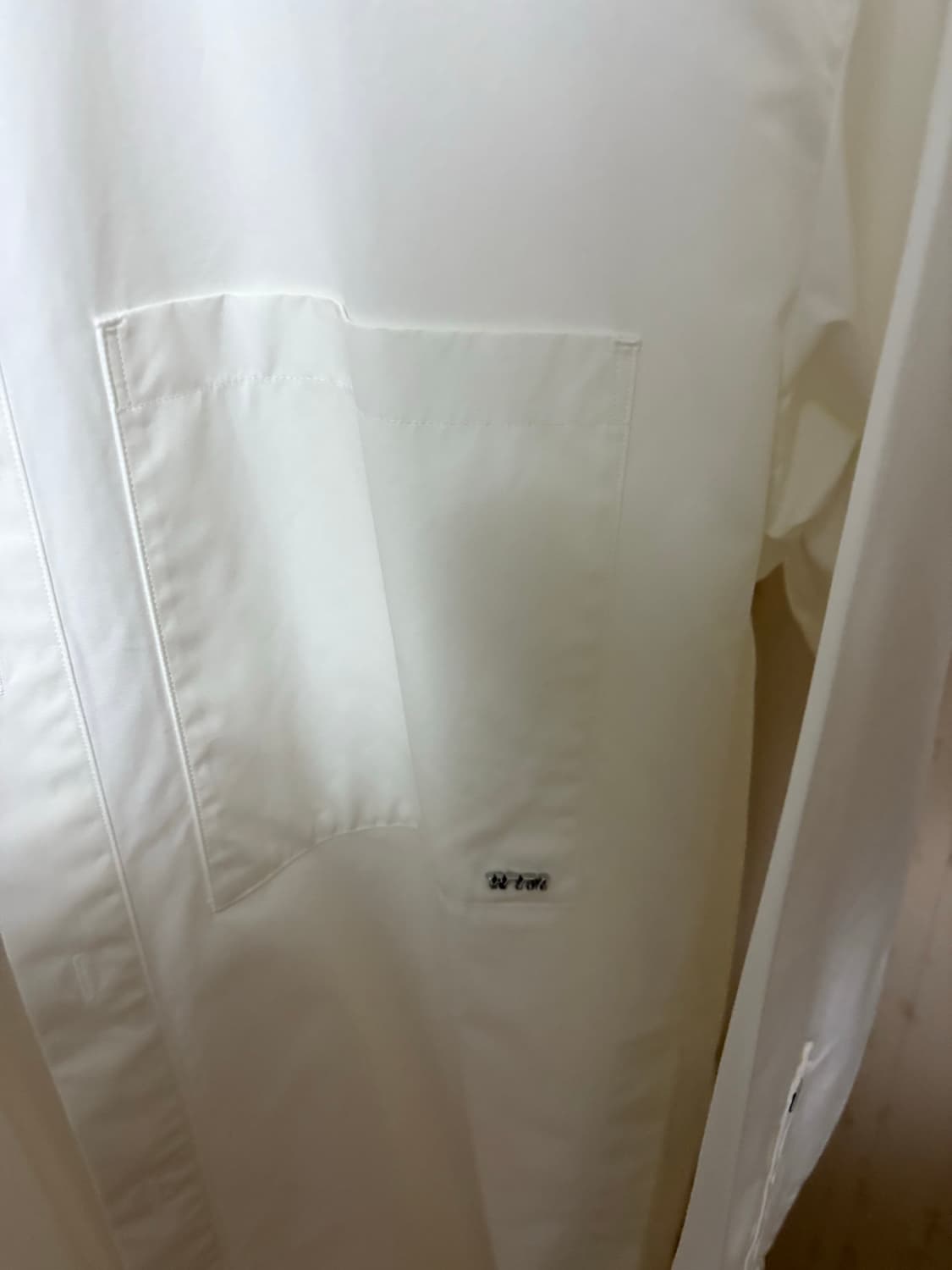 우영미 코튼 백로고 셔츠 화이트 48사이즈 상품이미지6