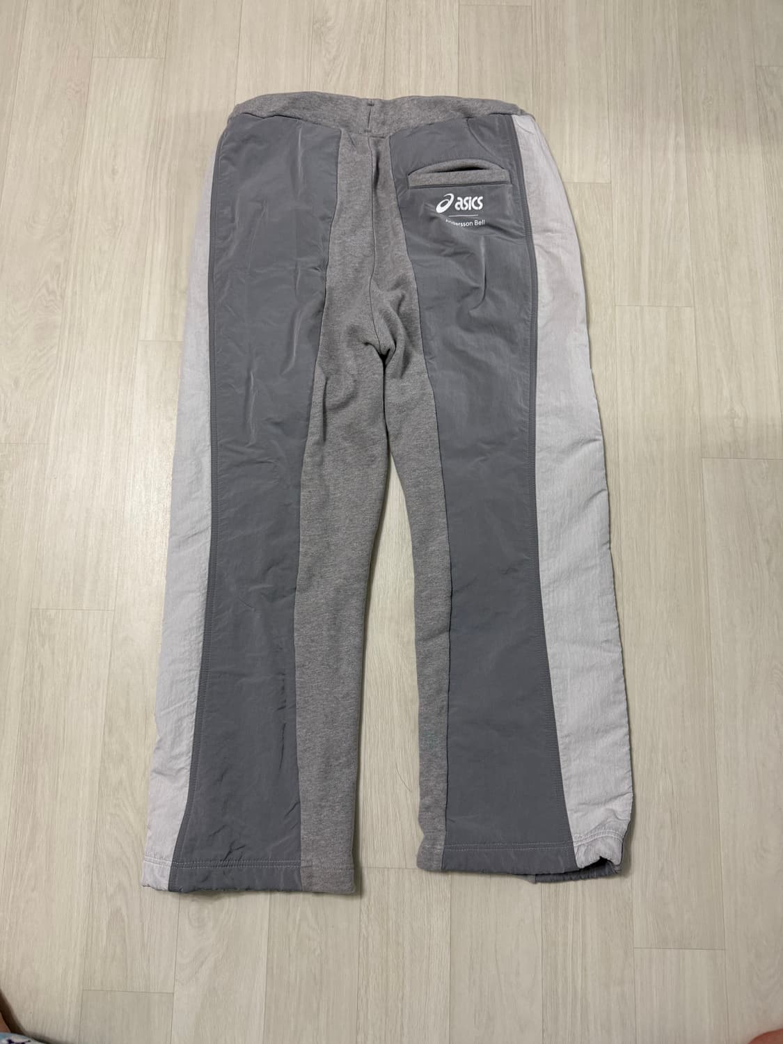 아식스 앤더슨벨 콜라보 트랙팬츠 상품이미지2