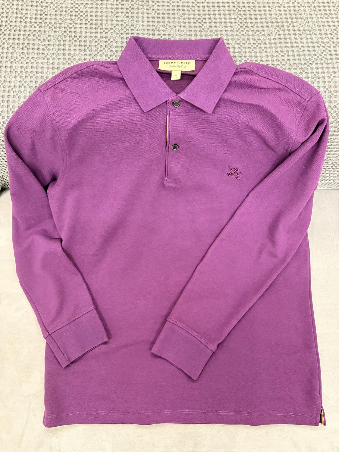 버버리 긴팔 폴로셔츠 (105) 상품이미지1