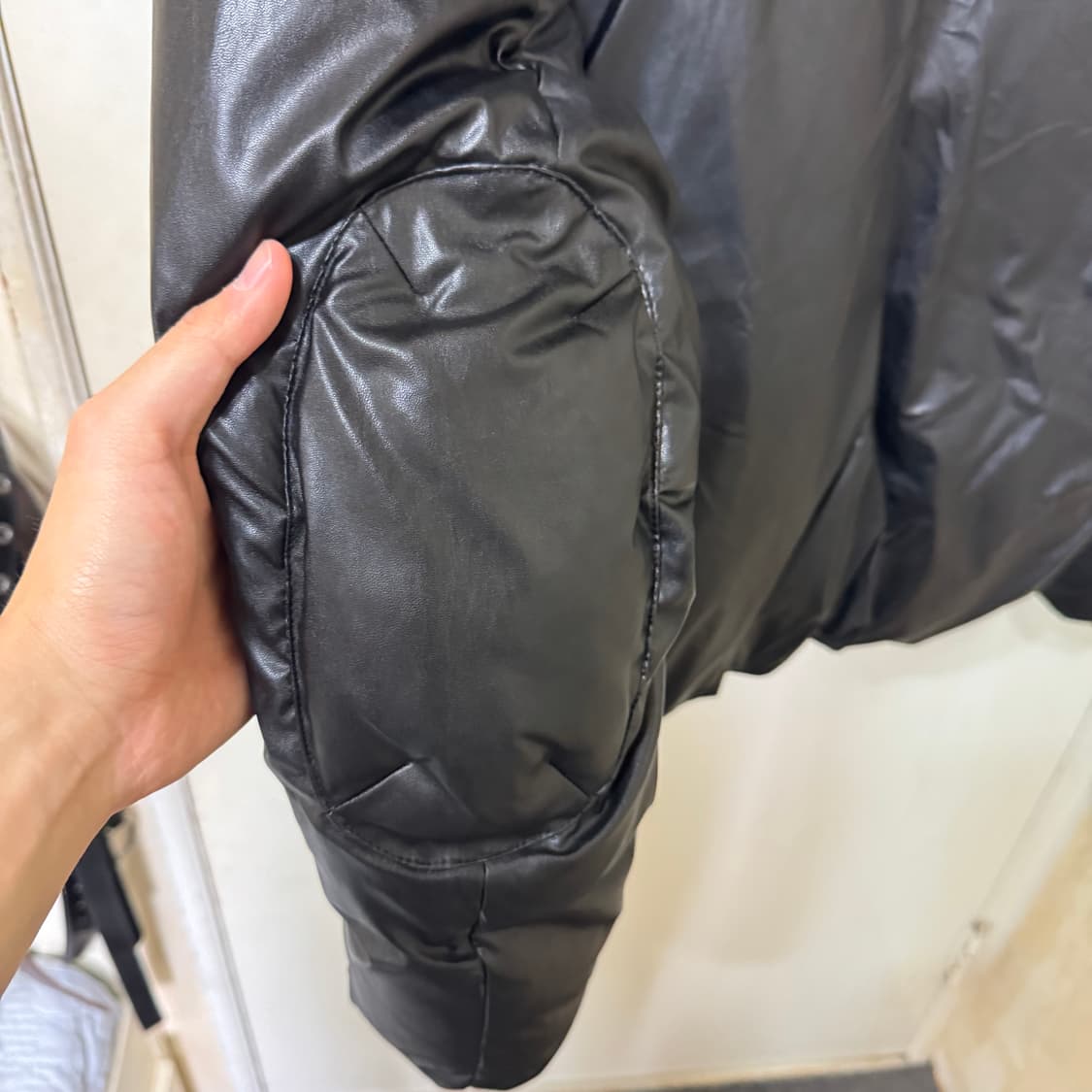 비바스튜디오 가죽 패딩 상품이미지7