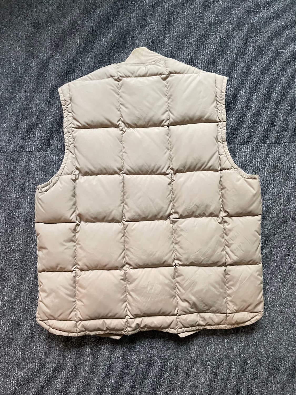 빈티지 80s 에디바우어 다운베스트 카키 40 상품이미지8