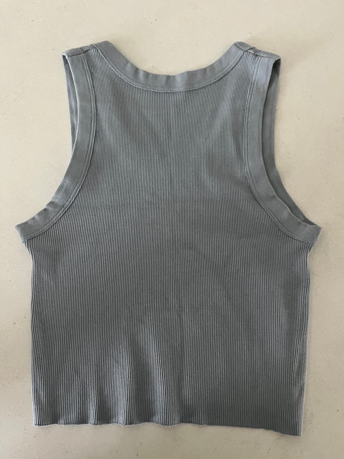 Brandy melville conner crop sleeveless 상품이미지3
