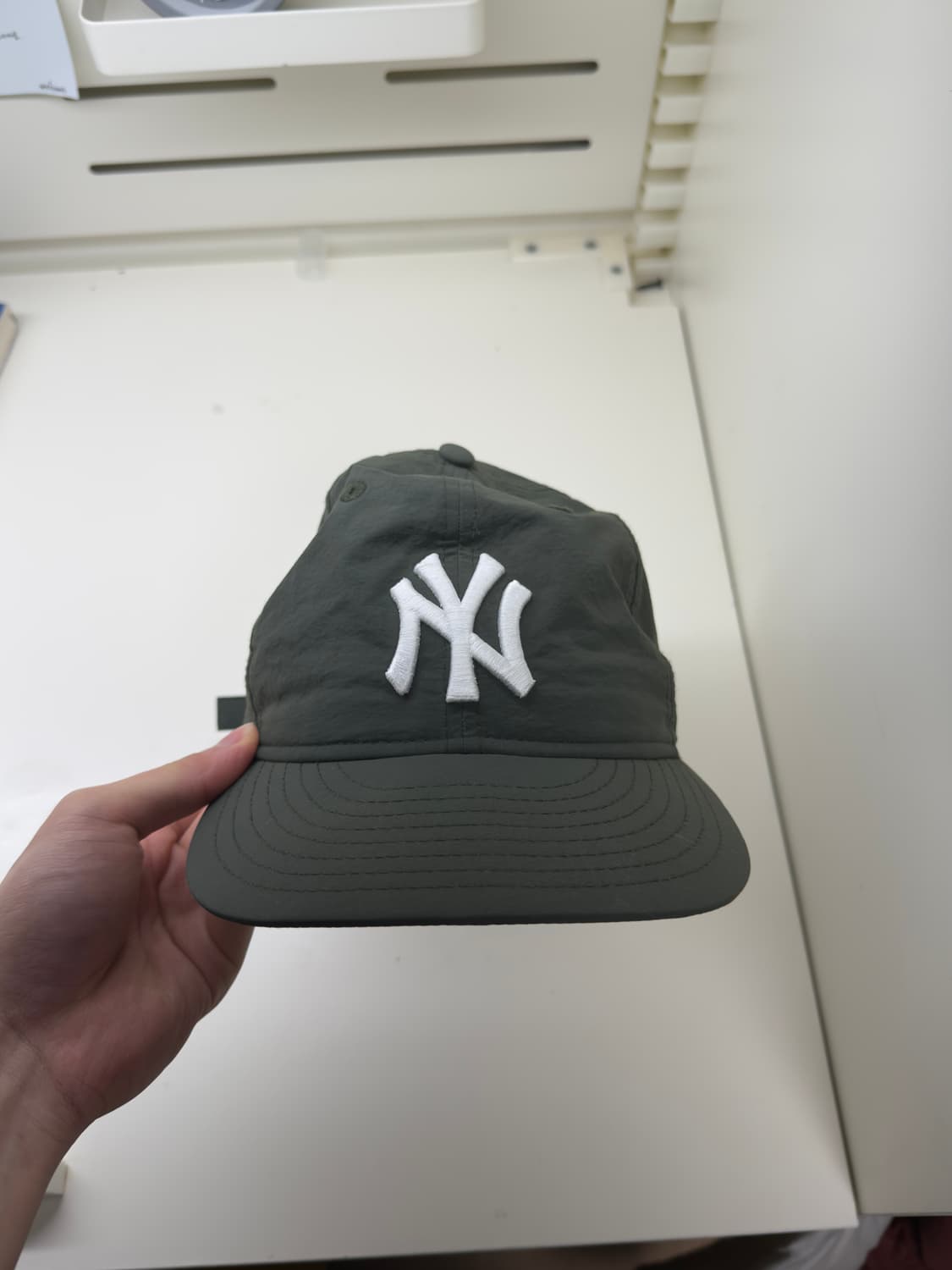 뉴에라 나일론 볼캡 카키  상품이미지1