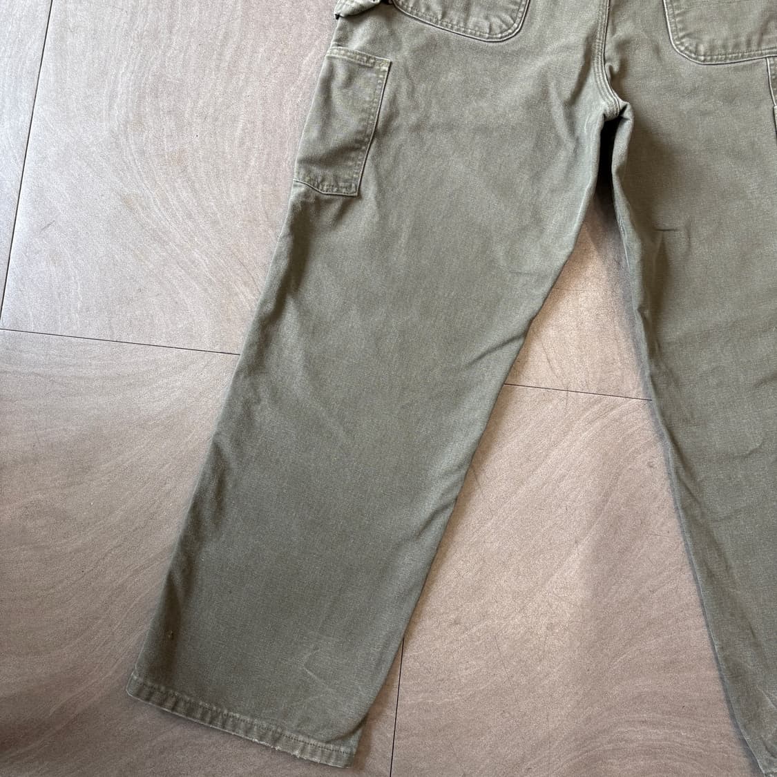 칼하트 오리지널 모스 그린 카펜터 팬츠 상품이미지3