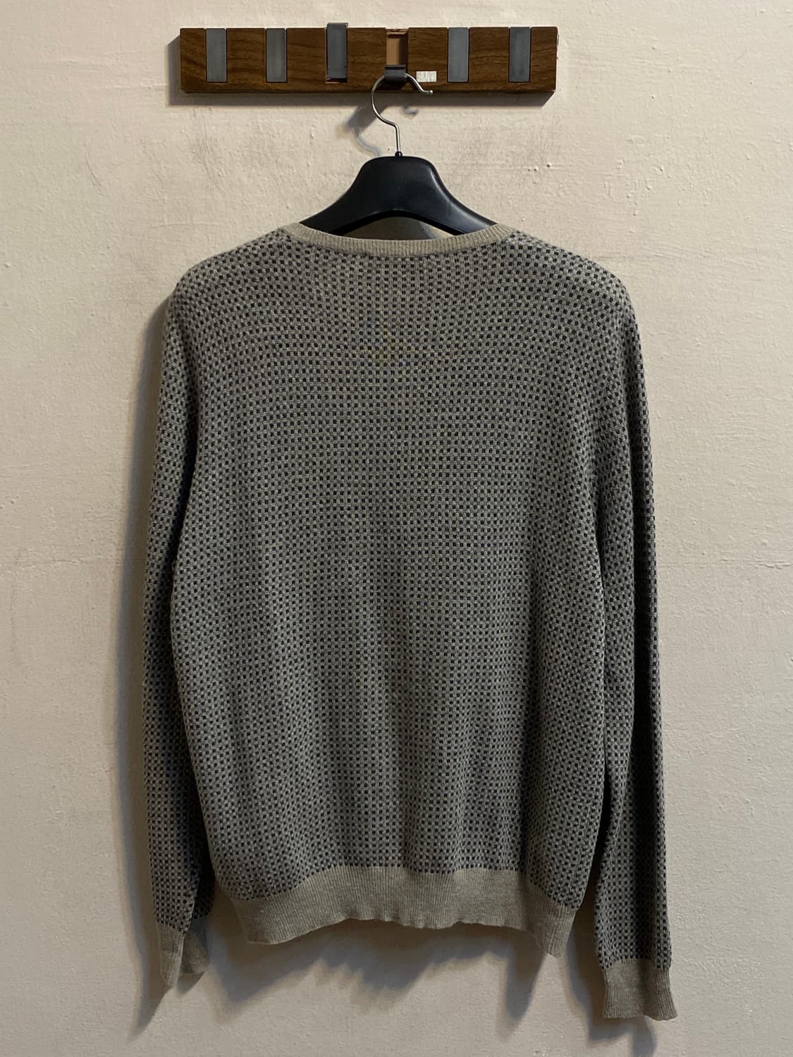 라르디니 와플 브이넥 스웨터 상품이미지3