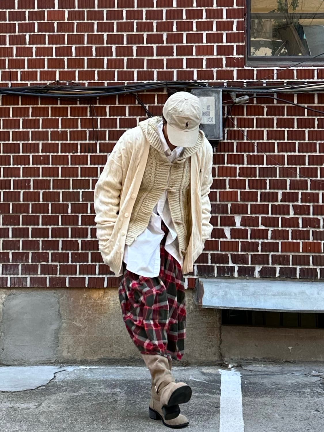 폴로 케이블 니트 떡코 후드 가디건 폴로 셔츠 체크 벌룬 스커트 코디 상품이미지2