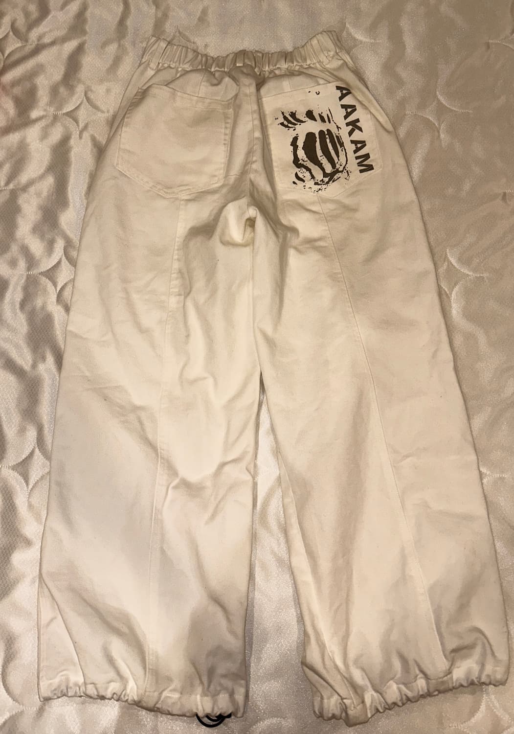 아캄 Knee Pin-tuck Printed Denim Pants 1 상품이미지3