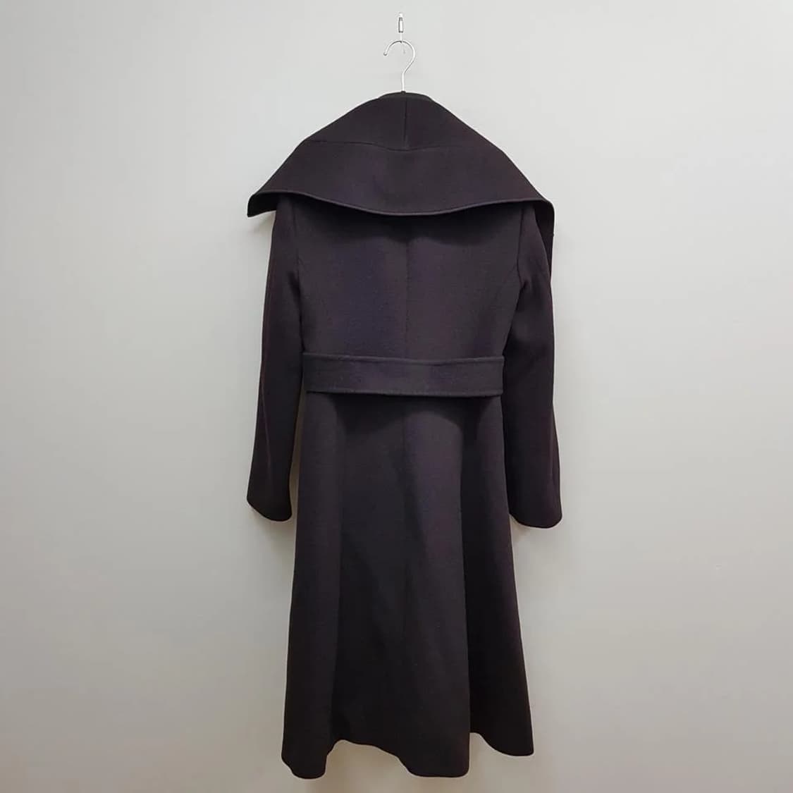 한섬 시스템 캐시미어 블렌드  벨티드 롱 코트 82-94-160 상품이미지4