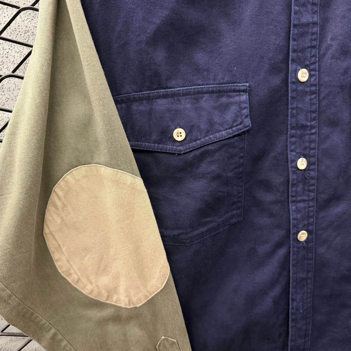 USA VINTAGE 컬러블럭 워크셔츠 배색 투포켓 엘보패치 디테일 상품이미지6