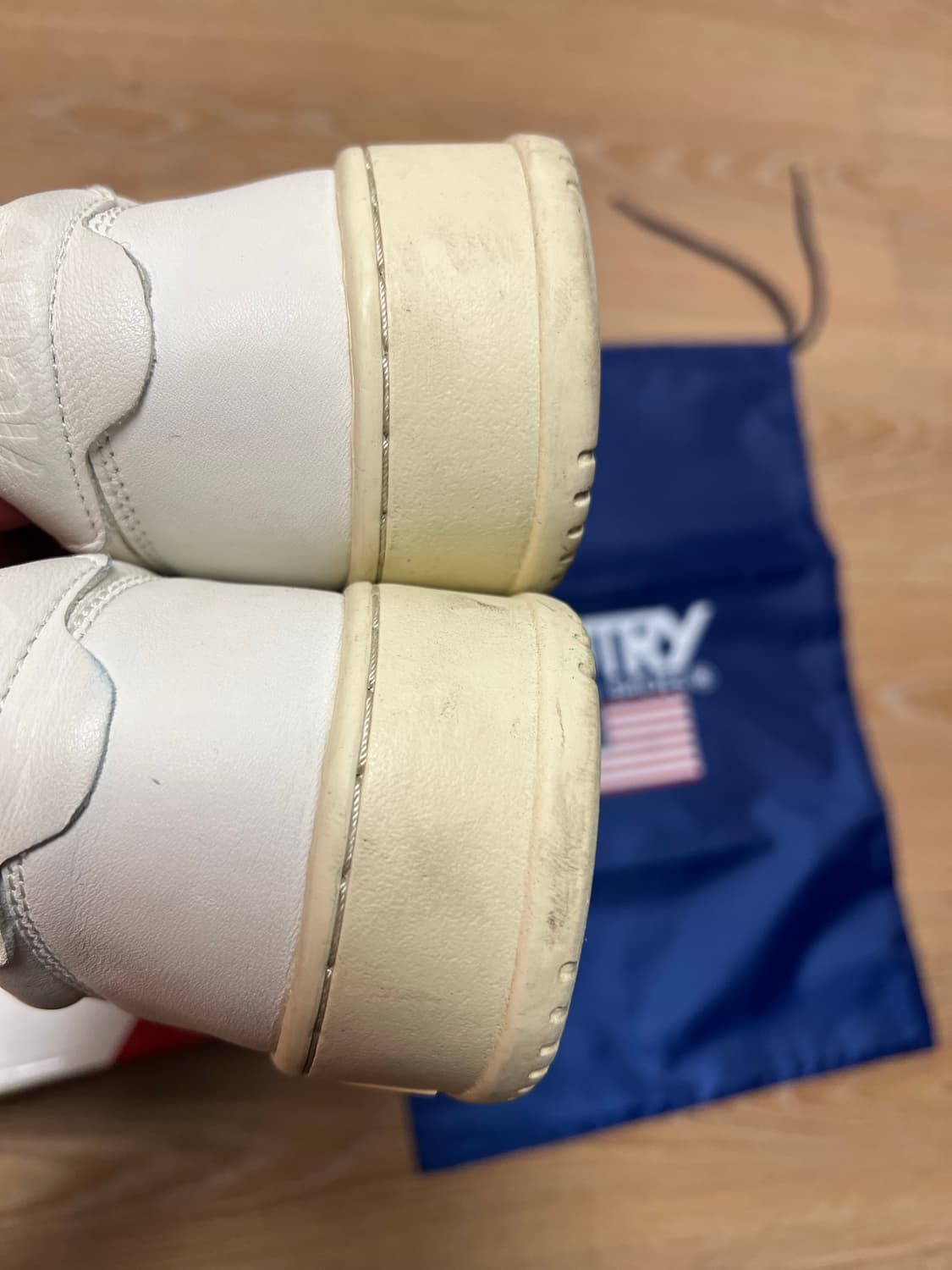 오트리 스니커즈 상품이미지5