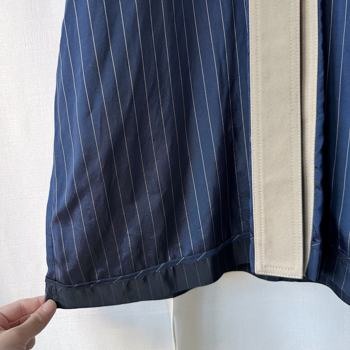 알렉산더왕 코튼 개버딘 스트라이프 새틴 트윌 트렌치 코트 베이지 XS 상품이미지5