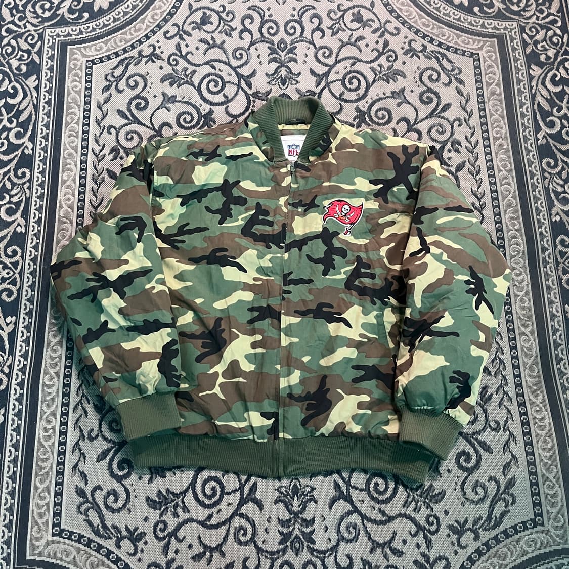 XL NFL 탬파베이 버커니어스 카모 자켓/W2691 상품이미지1