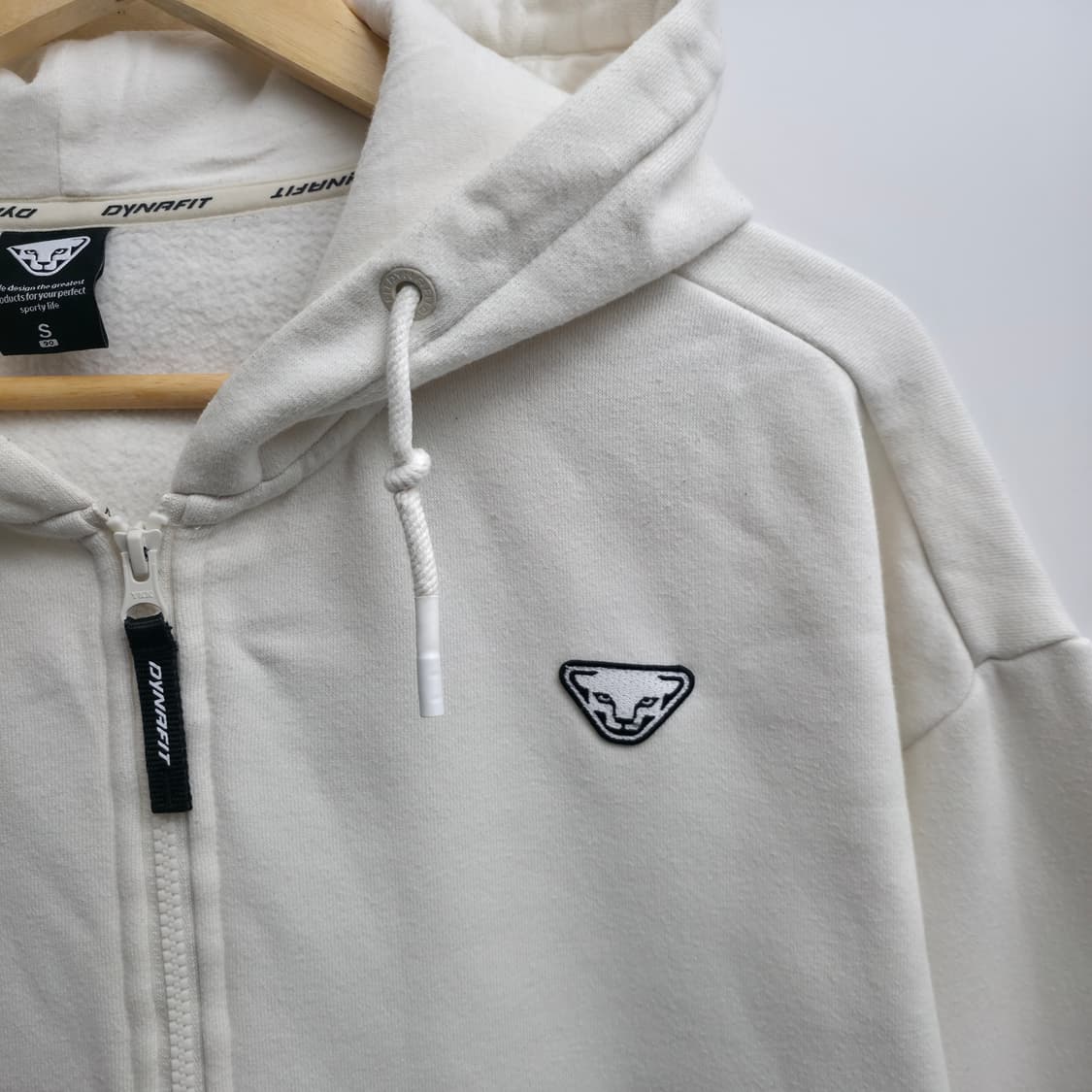 [S] 다이나핏 화이트 후드 집업 상품이미지5