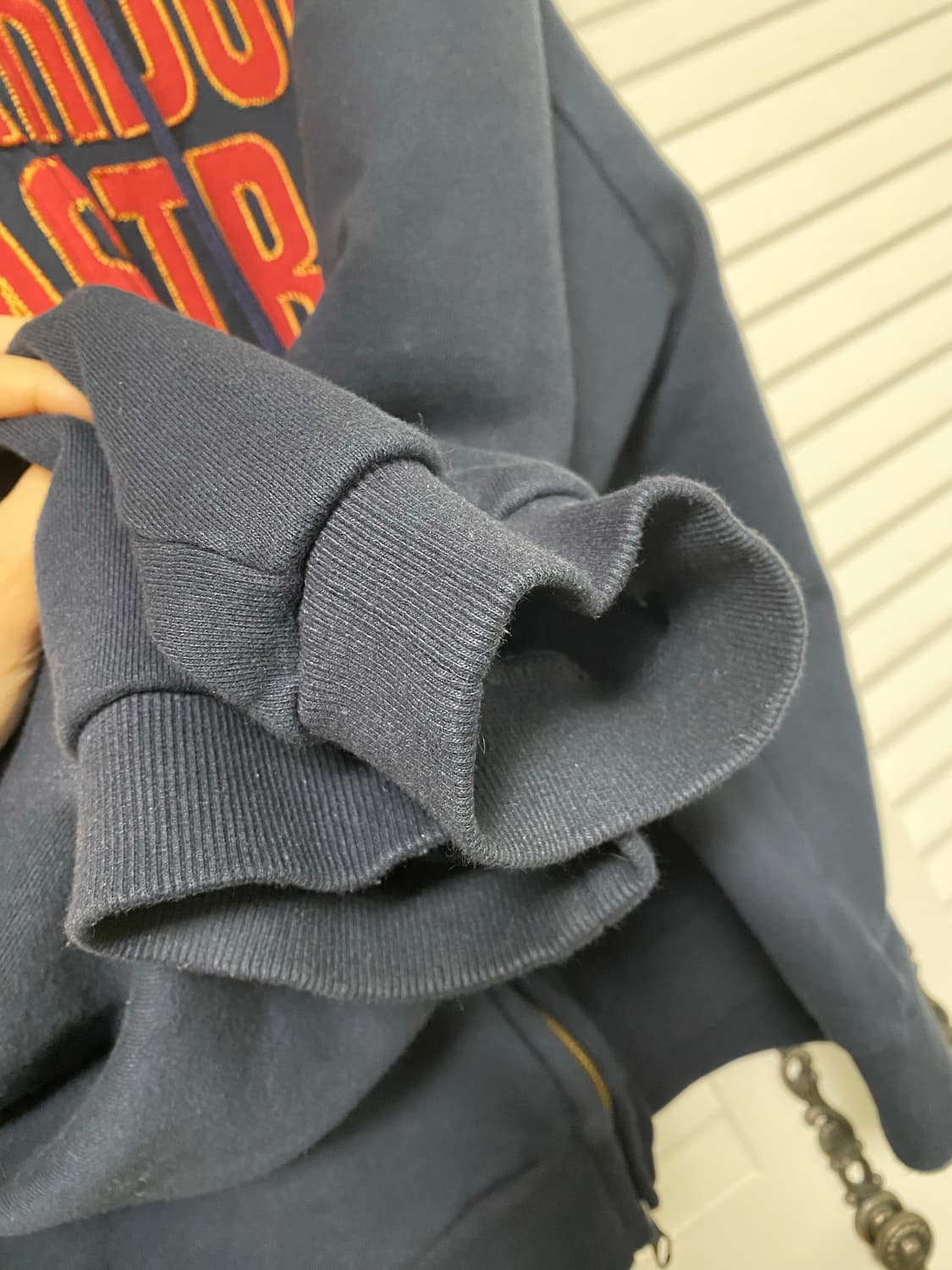 이알티알 후드 집업 라지사이즈 ertr 상품이미지3