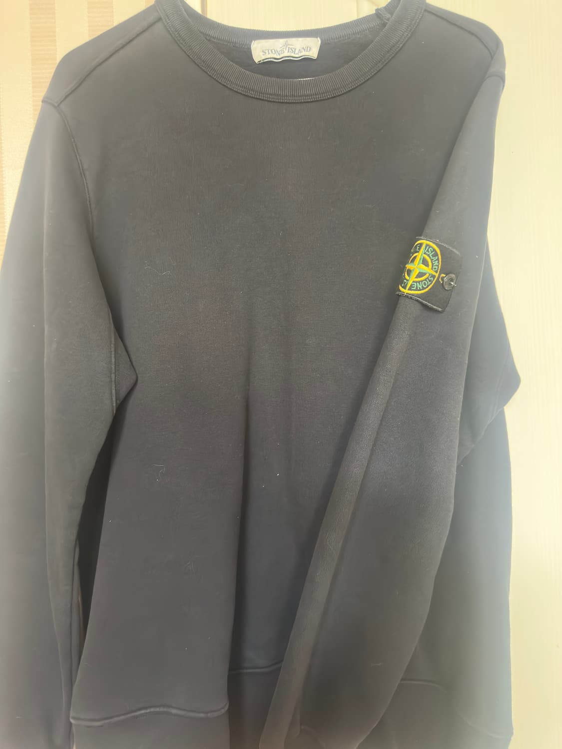 스톤아일랜드 맨투맨 블랙M 상품이미지1