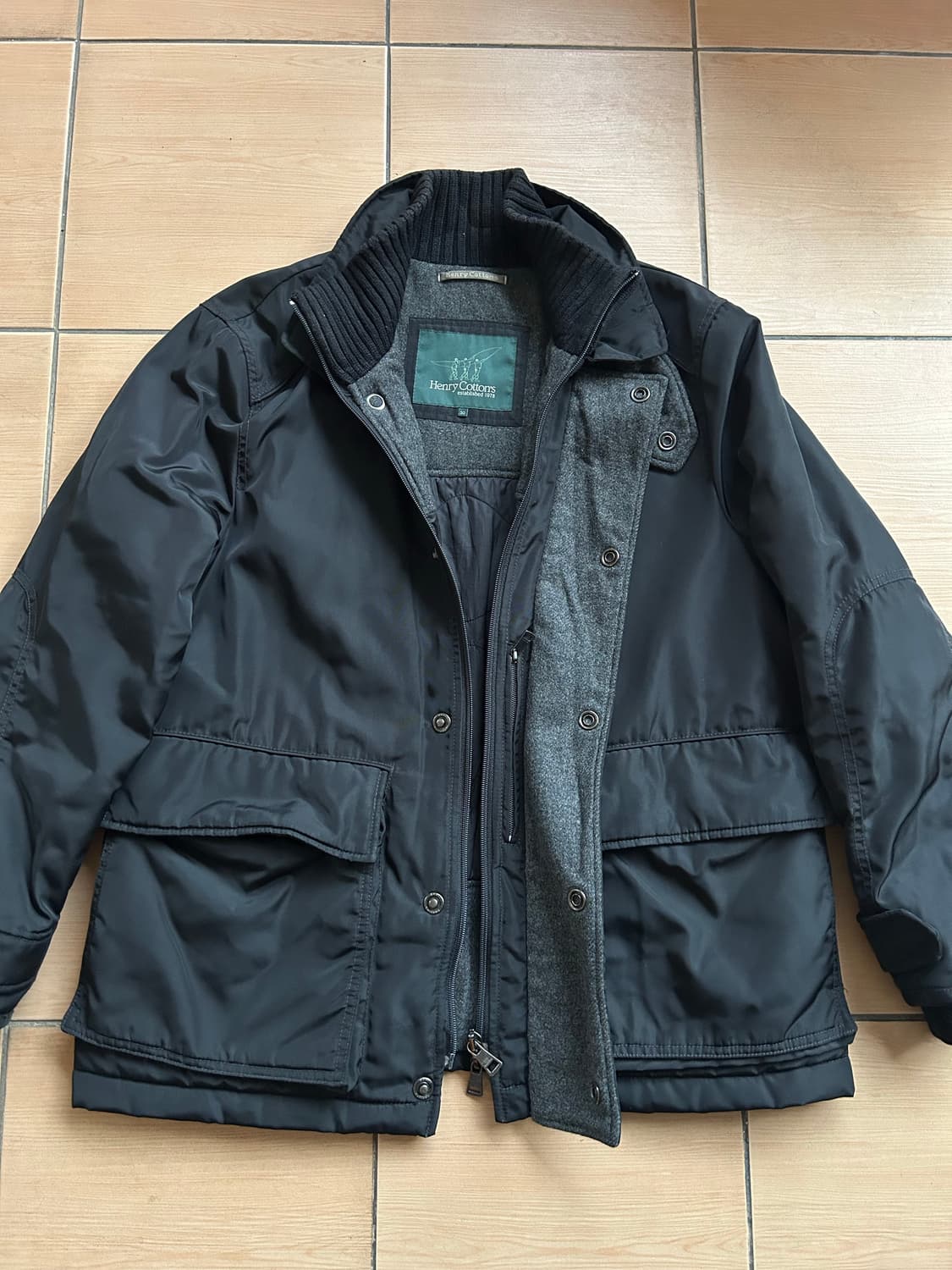 헨리코튼 하이넥자켓 상품이미지1