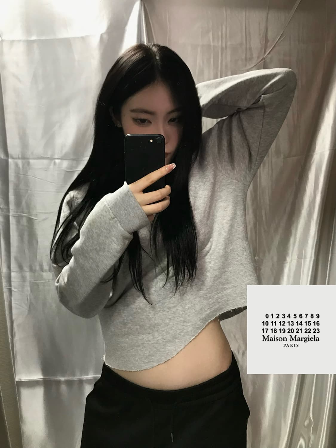 [정품]메종마르지엘라 프린팅 절개 크롭 맨투맨  XS 상품이미지1