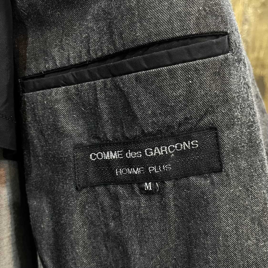 꼼데가르송 옴므 플러스 헤비 코튼 커버드 버튼 자켓 상품이미지7