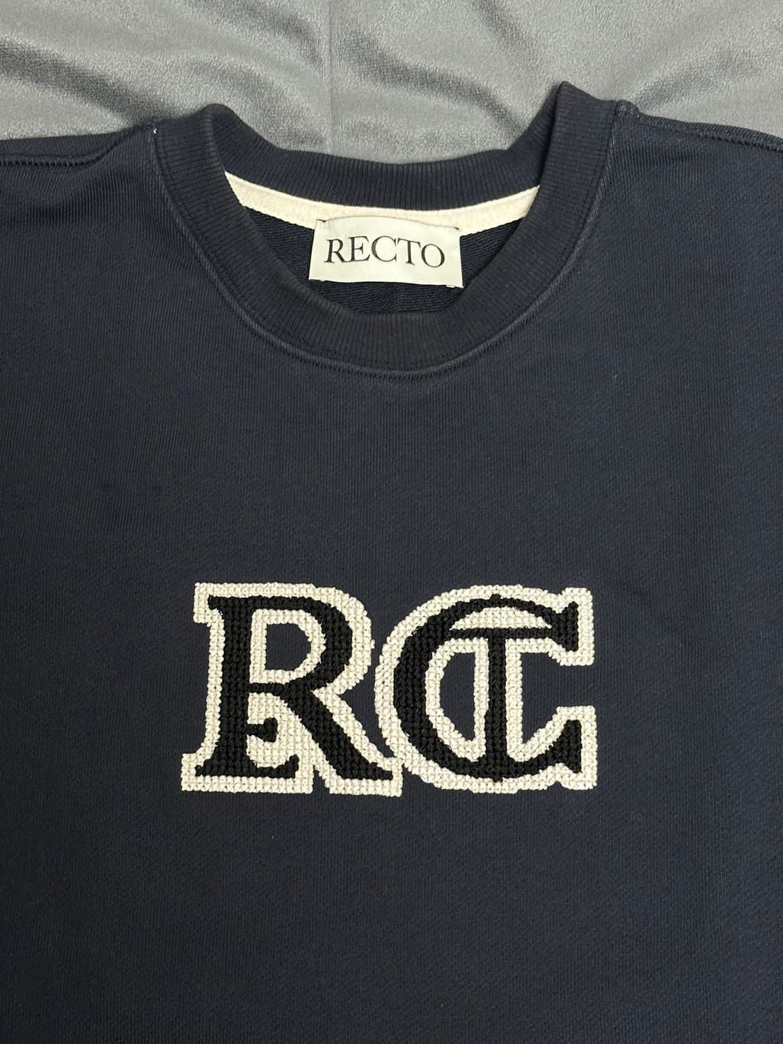 렉토 RC 자수 로고 맨투맨 네이비 상품이미지2
