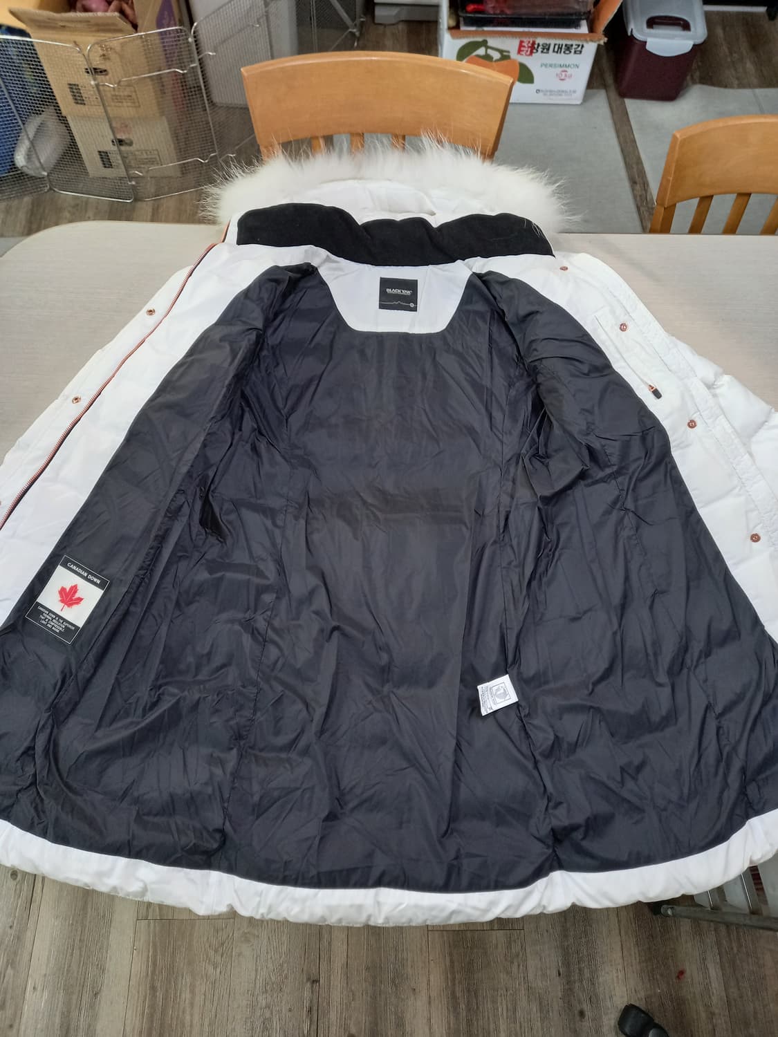 M95 BLACKYAK 덕다운 라쿤퍼 롱패딩 화이트 M-979 상품이미지6