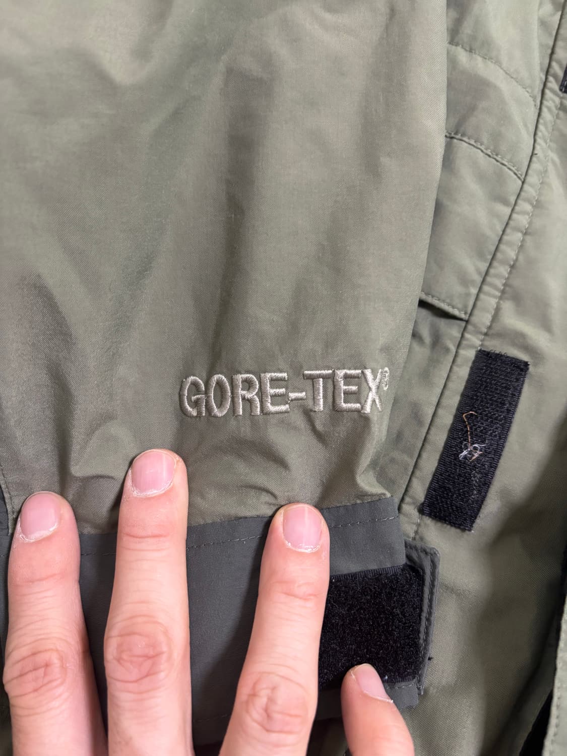 코오롱 고어텍스 카키 자켓 사이즈 105-110 상품이미지3