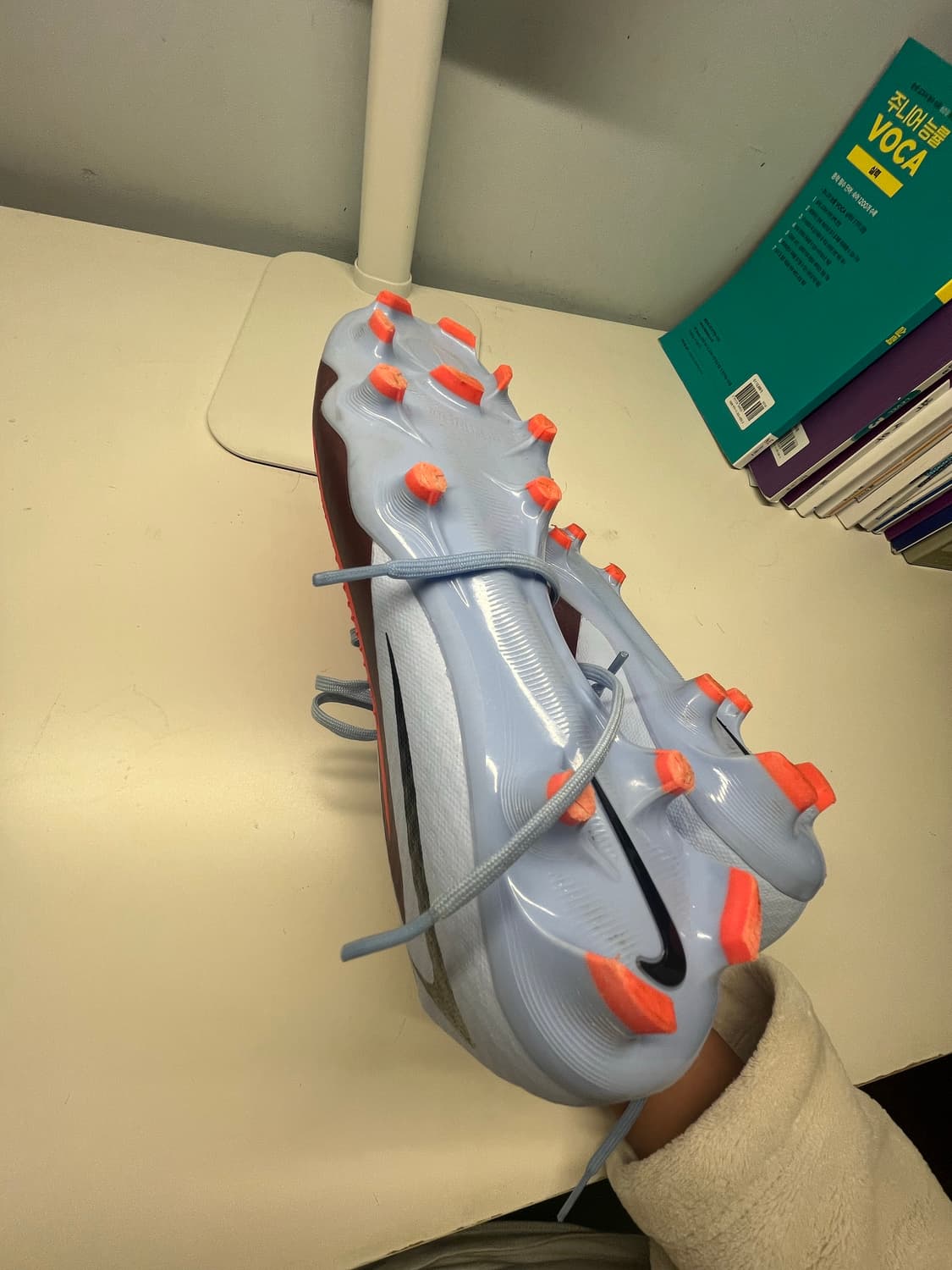 나이키 팬텀6 아카데미 판매합니다 상품이미지3