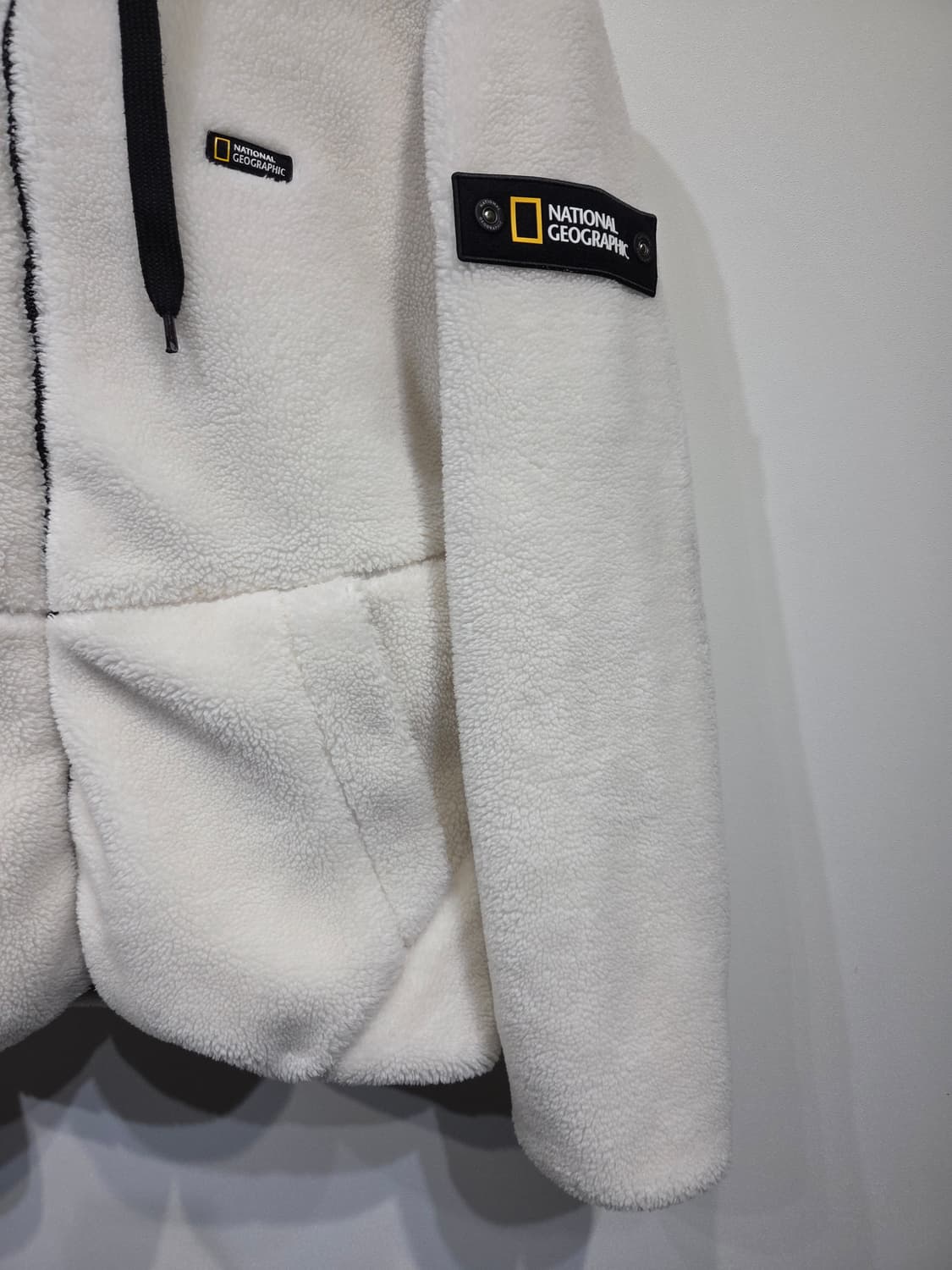 내셔널지오그래픽 시그니처 와펜 뽀글이 후리스 집업 상품이미지5