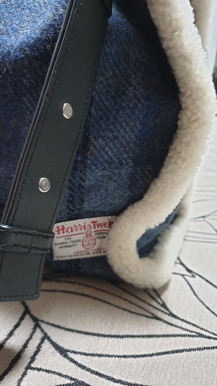 JW 앤더슨 X 해리스트위드 콜라보 크로스백 상품이미지5