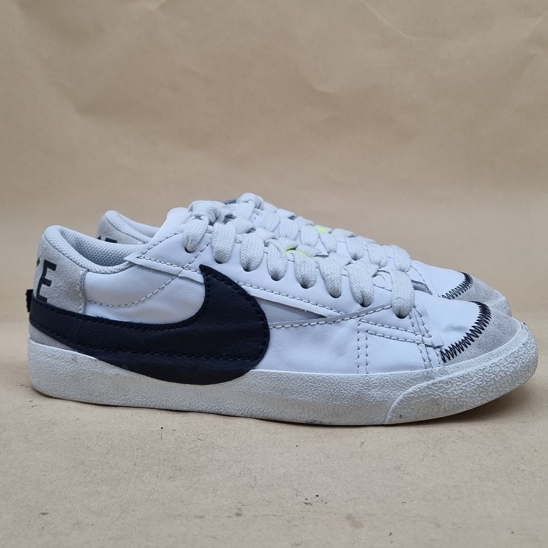 나이키 블레이저  로우77 점보 남성운동화275 상품이미지1