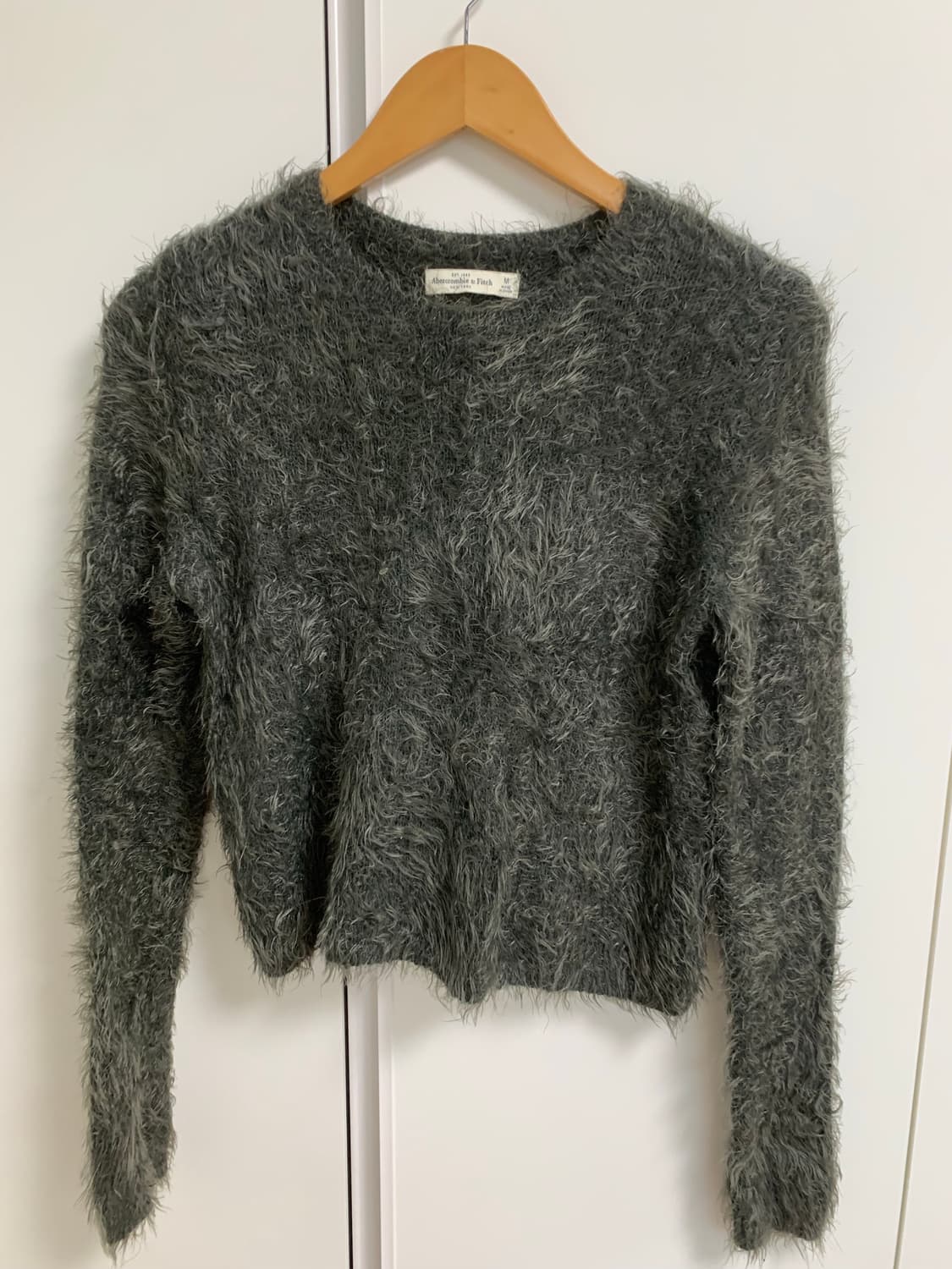 아비크롬비앤피치 니트 M 상품이미지1