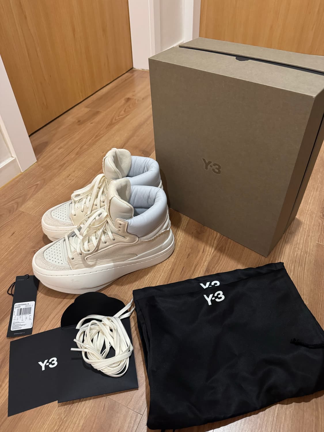 Y-3 하이탑 스니커즈 상품이미지1