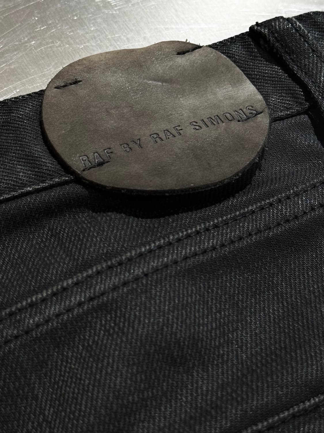 라프시몬스 슬림 블랙 코팅 데님 s 상품이미지4