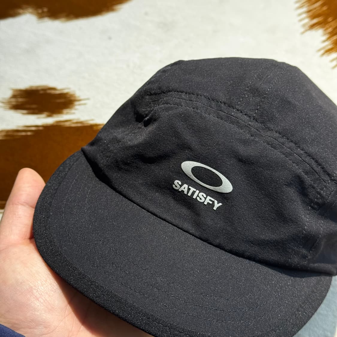 오클리 x 새티스파이 피스쉘 트레일 캡 (OS) 상품이미지3