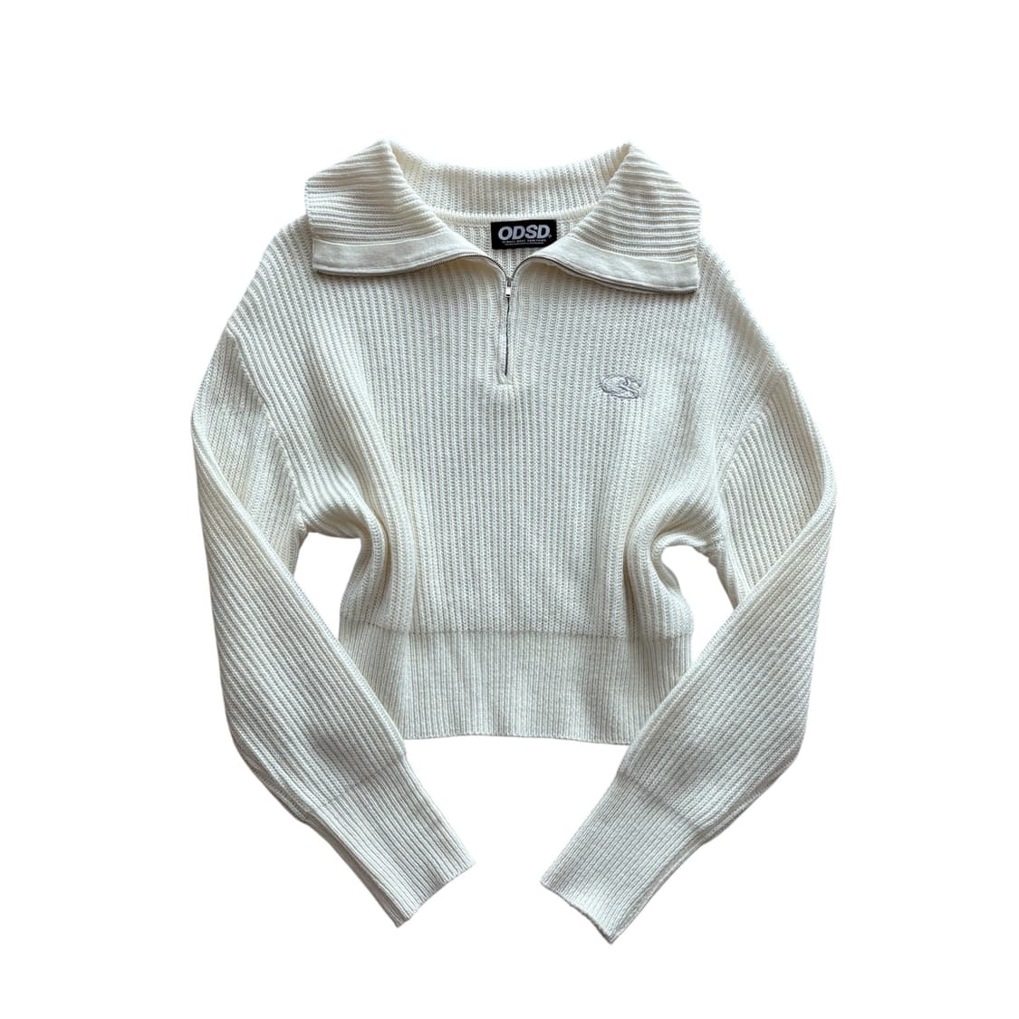 오드스튜디오 반집업 니트 상품이미지1