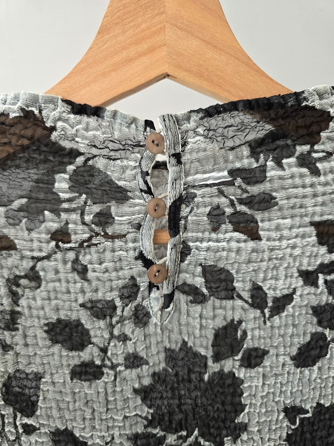 Black Velvet & Organza Floral Blouse  상품이미지6