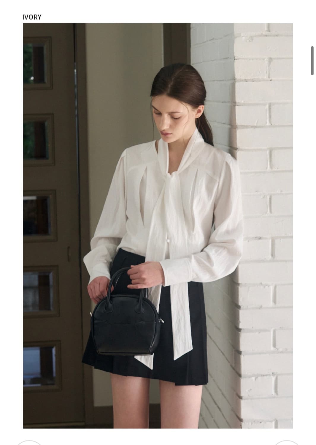 (M) 드로우핏 우먼 턱 브이넥 타이 블라우스 [IVORY] 판매 상품이미지2