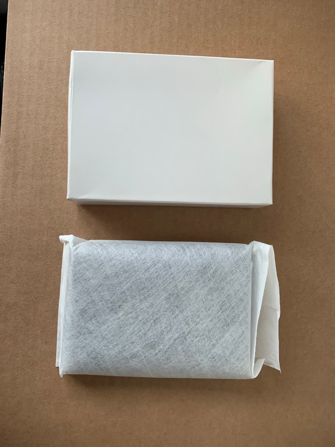 issey miyake card wallet dark brown 상품이미지5