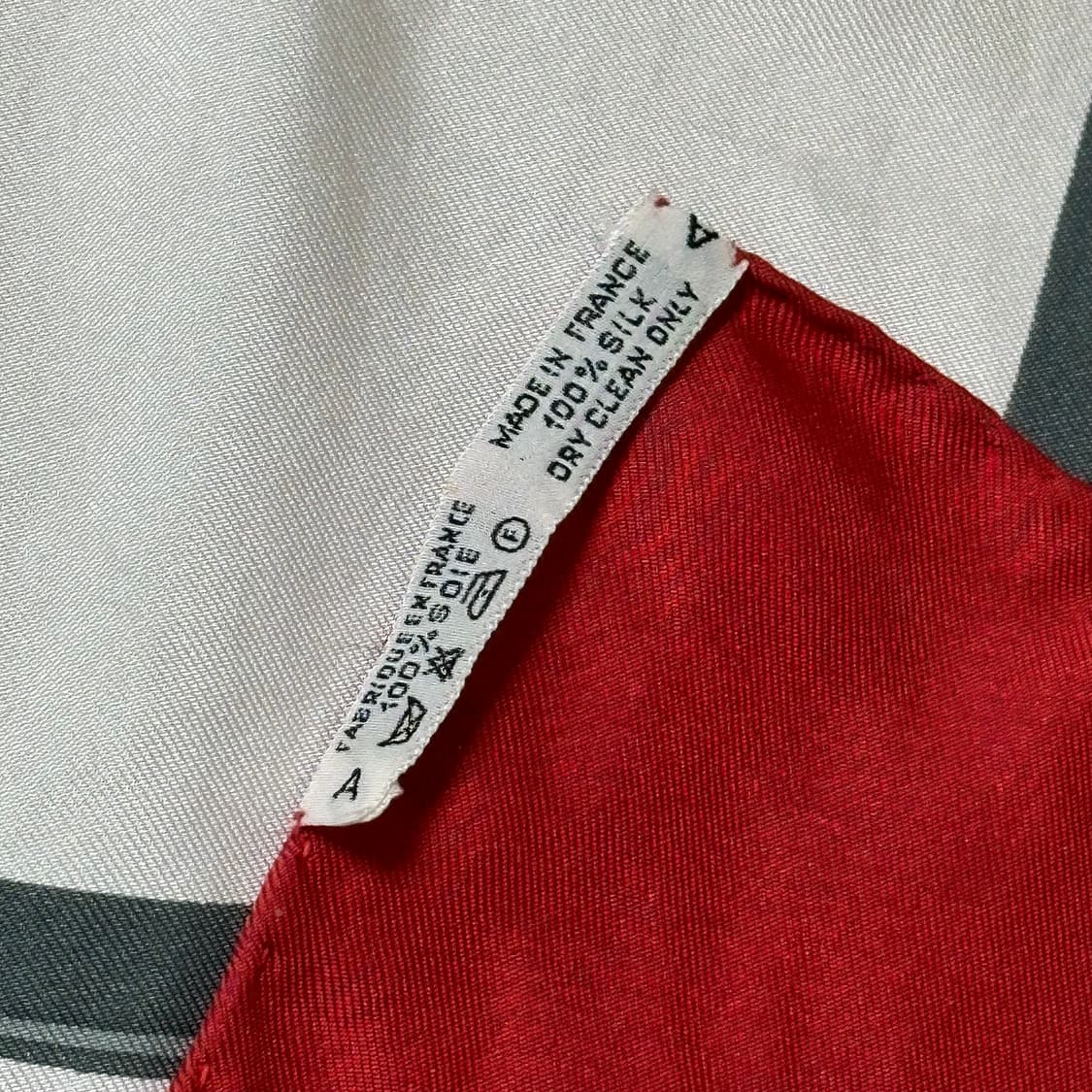 에르메스 BRIDES de GALA 빈티지 실크 까레 스카프 상품이미지8