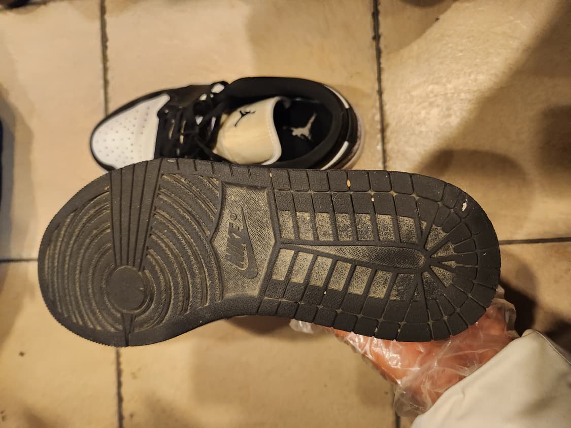 나이키 에어조던1 로우 블랙/화이트  상품이미지6